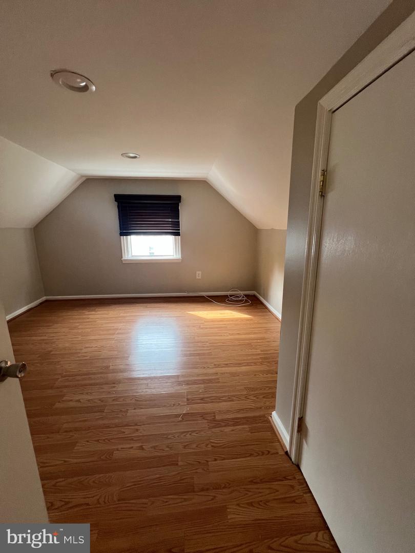 2408 FAIRHAVEN AVE, ALEXANDRIA, Virginia 22303, 6 Bedrooms Bedrooms, ,3 BathroomsBathrooms,Residential,For sale,2408 FAIRHAVEN AVE,VAFX2247944 MLS # VAFX2247944