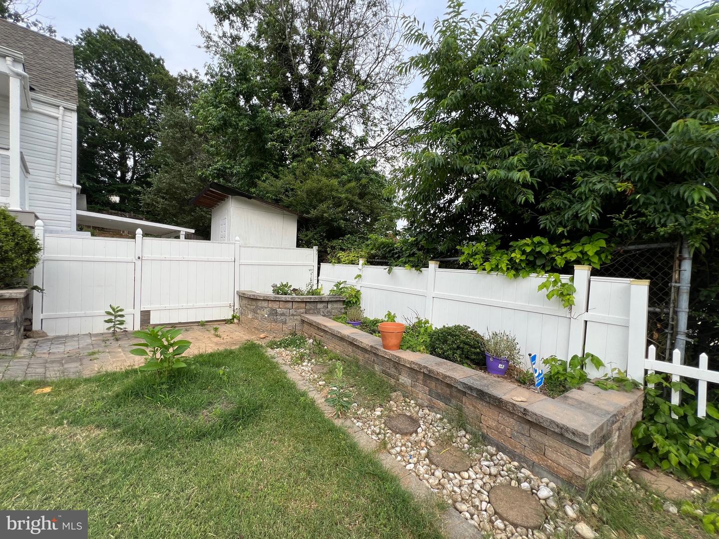 2408 FAIRHAVEN AVE, ALEXANDRIA, Virginia 22303, 6 Bedrooms Bedrooms, ,3 BathroomsBathrooms,Residential,For sale,2408 FAIRHAVEN AVE,VAFX2247944 MLS # VAFX2247944