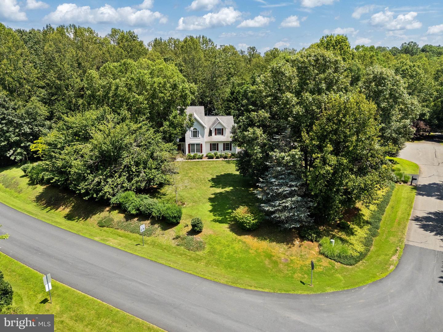 17277 KETTLEBROOK LNDG, JEFFERSONTON, Virginia 22724, 4 Bedrooms Bedrooms, ,2 BathroomsBathrooms,Residential,For sale,17277 KETTLEBROOK LNDG,VACU2010904 MLS # VACU2010904