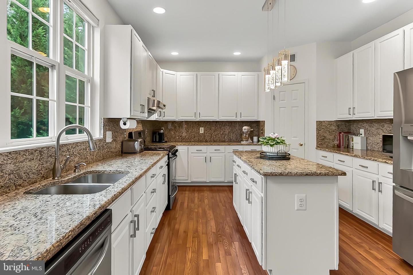 6679 HANSON LN, LORTON, Virginia 22079, 5 Bedrooms Bedrooms, ,3 BathroomsBathrooms,Residential,For sale,6679 HANSON LN,VAFX2257418 MLS # VAFX2257418