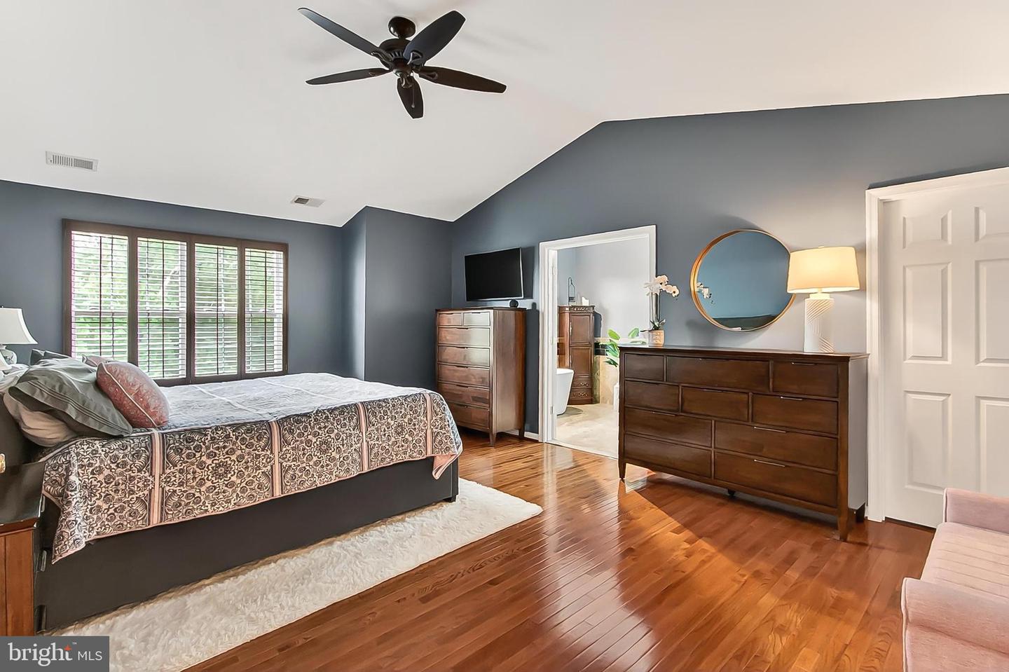 6679 HANSON LN, LORTON, Virginia 22079, 5 Bedrooms Bedrooms, ,3 BathroomsBathrooms,Residential,For sale,6679 HANSON LN,VAFX2257418 MLS # VAFX2257418