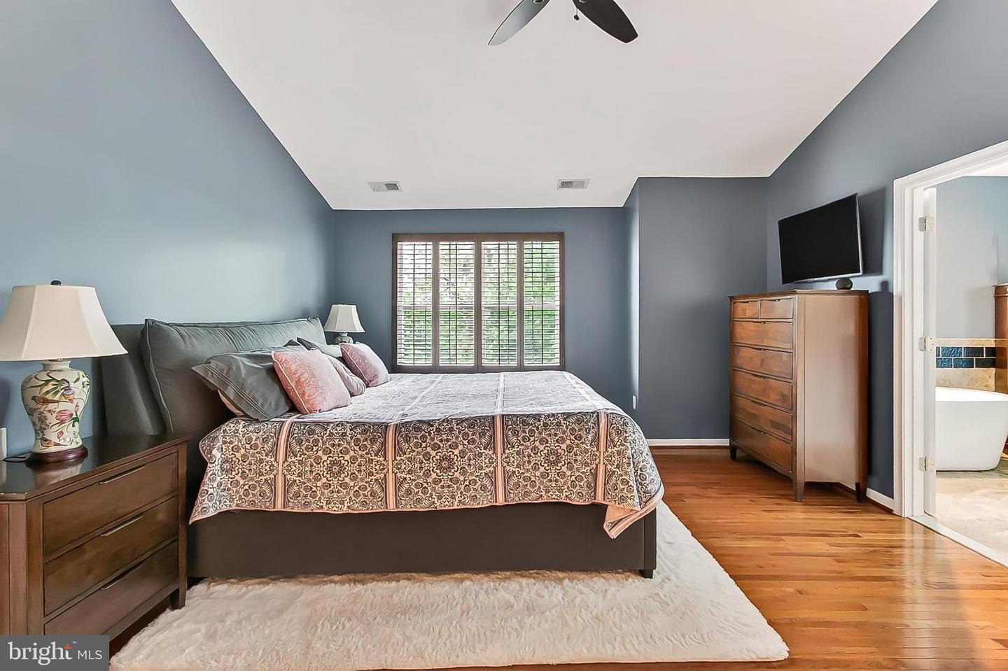 6679 HANSON LN, LORTON, Virginia 22079, 5 Bedrooms Bedrooms, ,3 BathroomsBathrooms,Residential,For sale,6679 HANSON LN,VAFX2257418 MLS # VAFX2257418