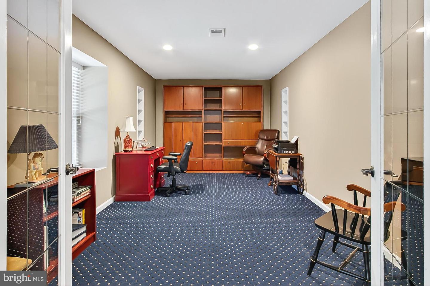 6679 HANSON LN, LORTON, Virginia 22079, 5 Bedrooms Bedrooms, ,3 BathroomsBathrooms,Residential,For sale,6679 HANSON LN,VAFX2257418 MLS # VAFX2257418