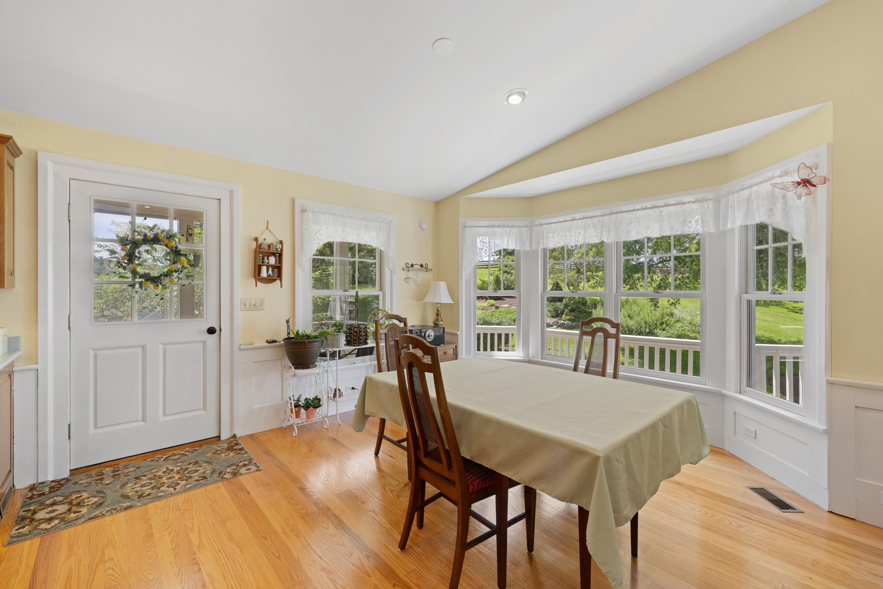 3155 HARPINE HWY, ROCKINGHAM, Virginia 22802, 3 Bedrooms Bedrooms, ,3 BathroomsBathrooms,Residential,3155 HARPINE HWY,668584 MLS # 668584