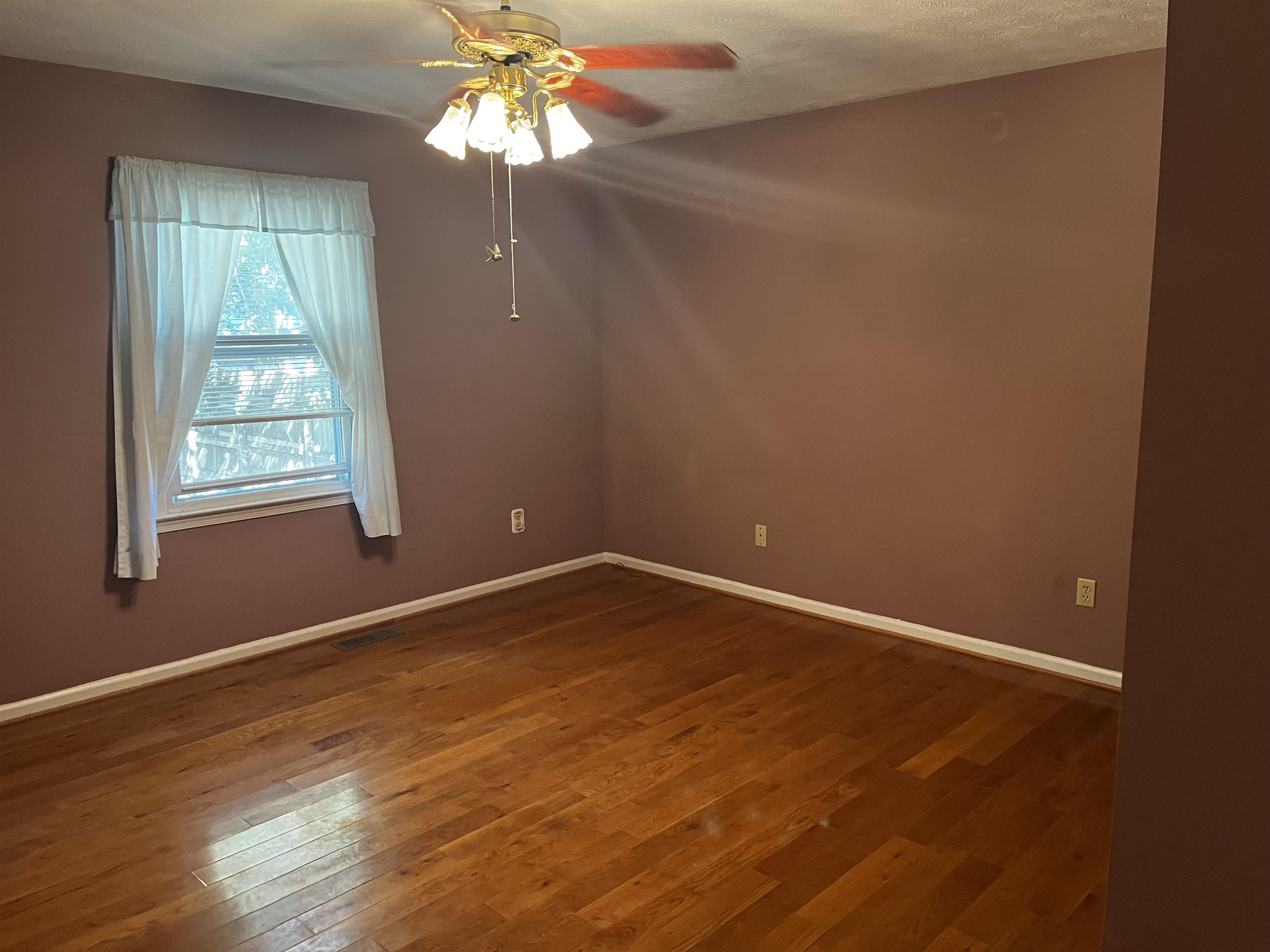 253 FOREST SPRINGS DR, STUARTS DRAFT, Virginia 24477, 3 Bedrooms Bedrooms, ,2 BathroomsBathrooms,Residential,253 FOREST SPRINGS DR,668595 MLS # 668595