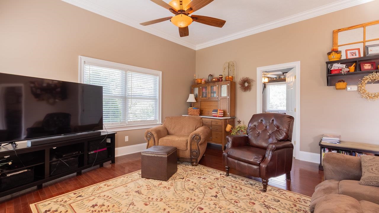 3345 REDBUD LN, ROCKINGHAM, Virginia 22801, 5 Bedrooms Bedrooms, ,2 BathroomsBathrooms,Residential,3345 REDBUD LN,668598 MLS # 668598
