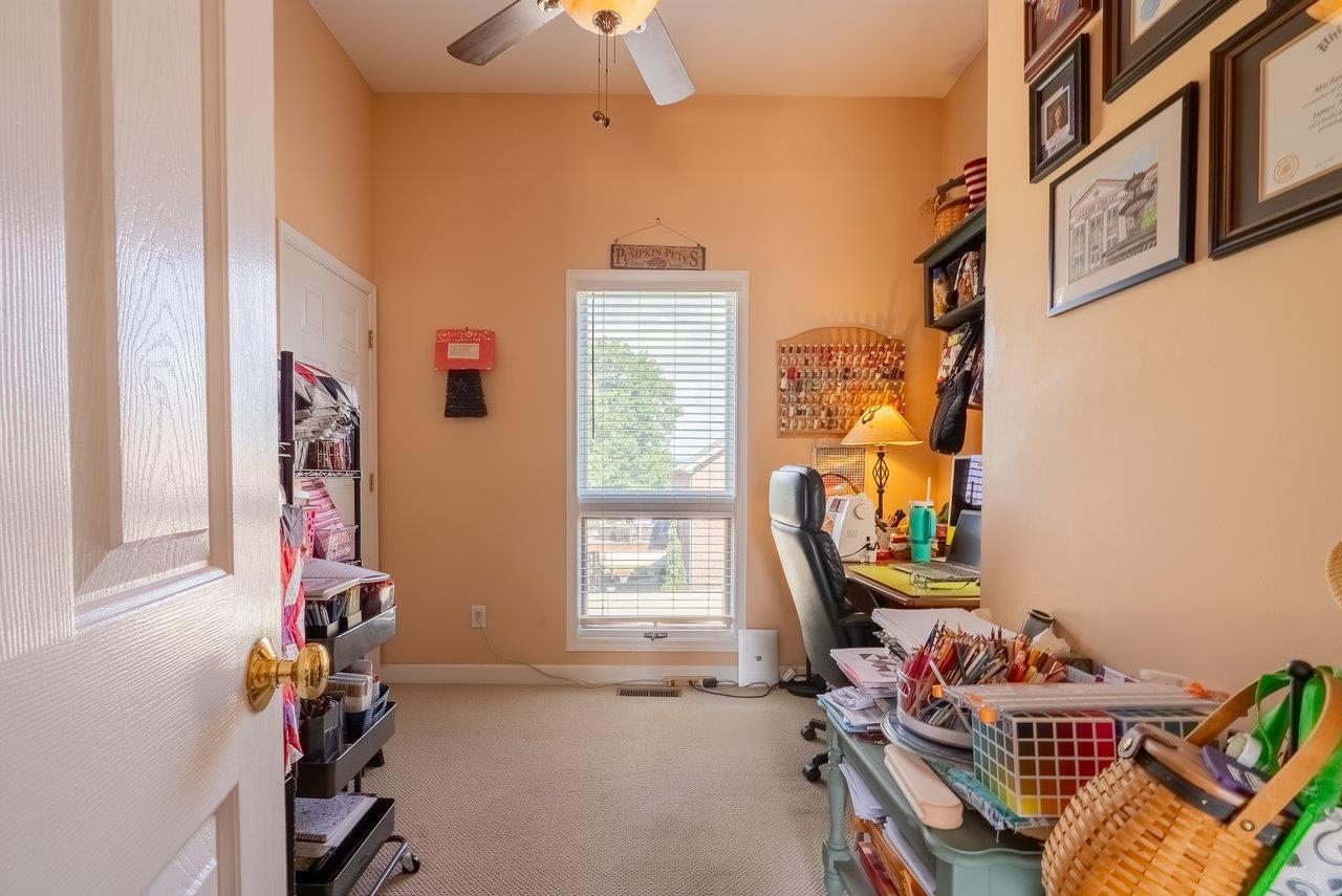 Hobby Room or office