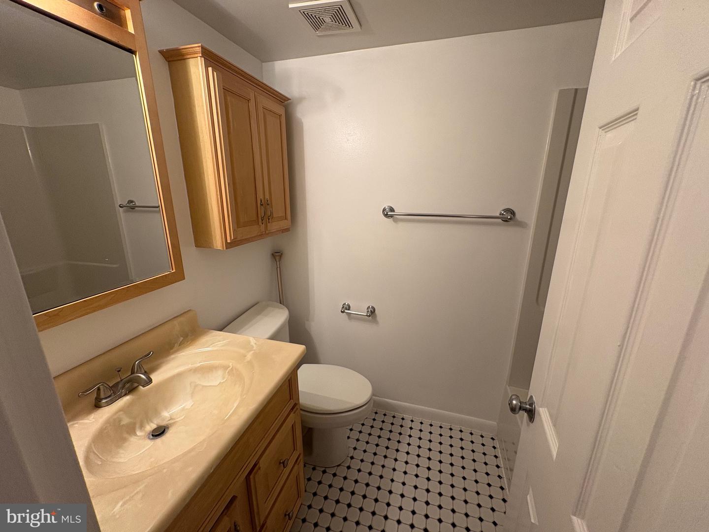 11643 STONEVIEW SQ #86/21C, RESTON, Virginia 20191, 3 Bedrooms Bedrooms, ,2 BathroomsBathrooms,Residential,For sale,11643 STONEVIEW SQ #86/21C,VAFX2259474 MLS # VAFX2259474