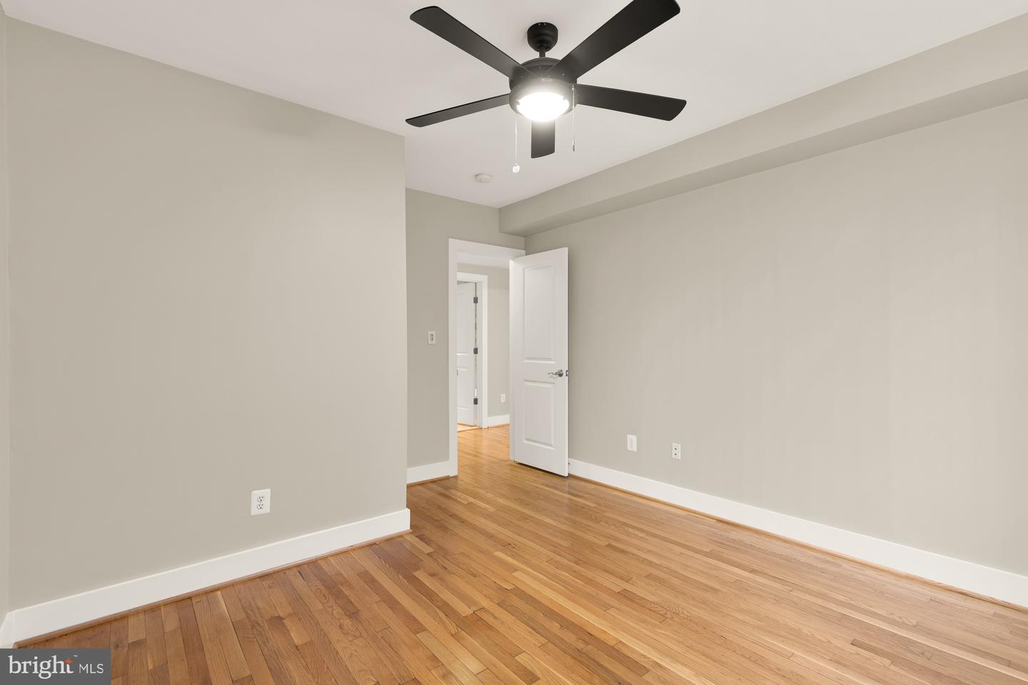 2656 15TH ST NW #103, WASHINGTON, District Of Columbia 20009, 1 Bedroom Bedrooms, ,1 BathroomBathrooms,Residential,For sale,2656 15TH ST NW #103,DCDC2215078 MLS # DCDC2215078