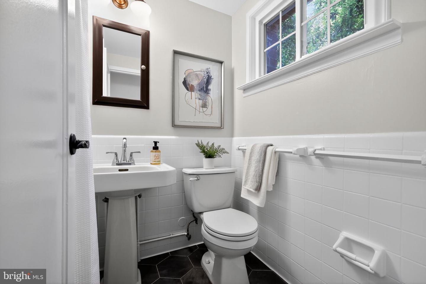 1752 PRESTON RD, ALEXANDRIA, Virginia 22302, 1 Bedroom Bedrooms, ,1 BathroomBathrooms,Residential,For sale,1752 PRESTON RD,VAAX2048644 MLS # VAAX2048644