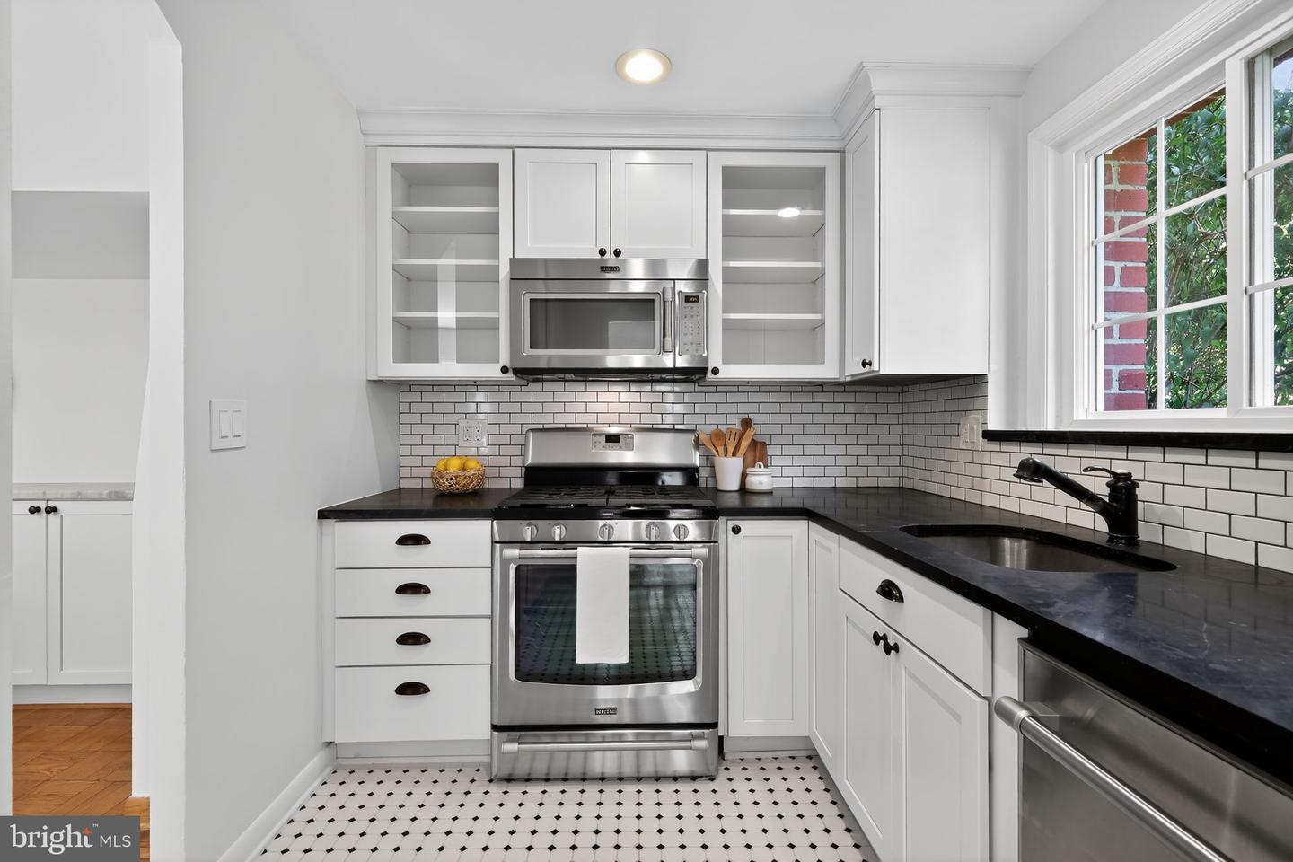 1752 PRESTON RD, ALEXANDRIA, Virginia 22302, 1 Bedroom Bedrooms, ,1 BathroomBathrooms,Residential,For sale,1752 PRESTON RD,VAAX2048644 MLS # VAAX2048644
