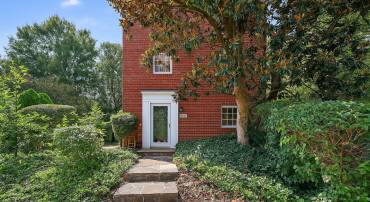 1752 PRESTON RD, ALEXANDRIA, Virginia 22302, 1 Bedroom Bedrooms, ,1 BathroomBathrooms,Residential,For sale,1752 PRESTON RD,VAAX2048644 MLS # VAAX2048644