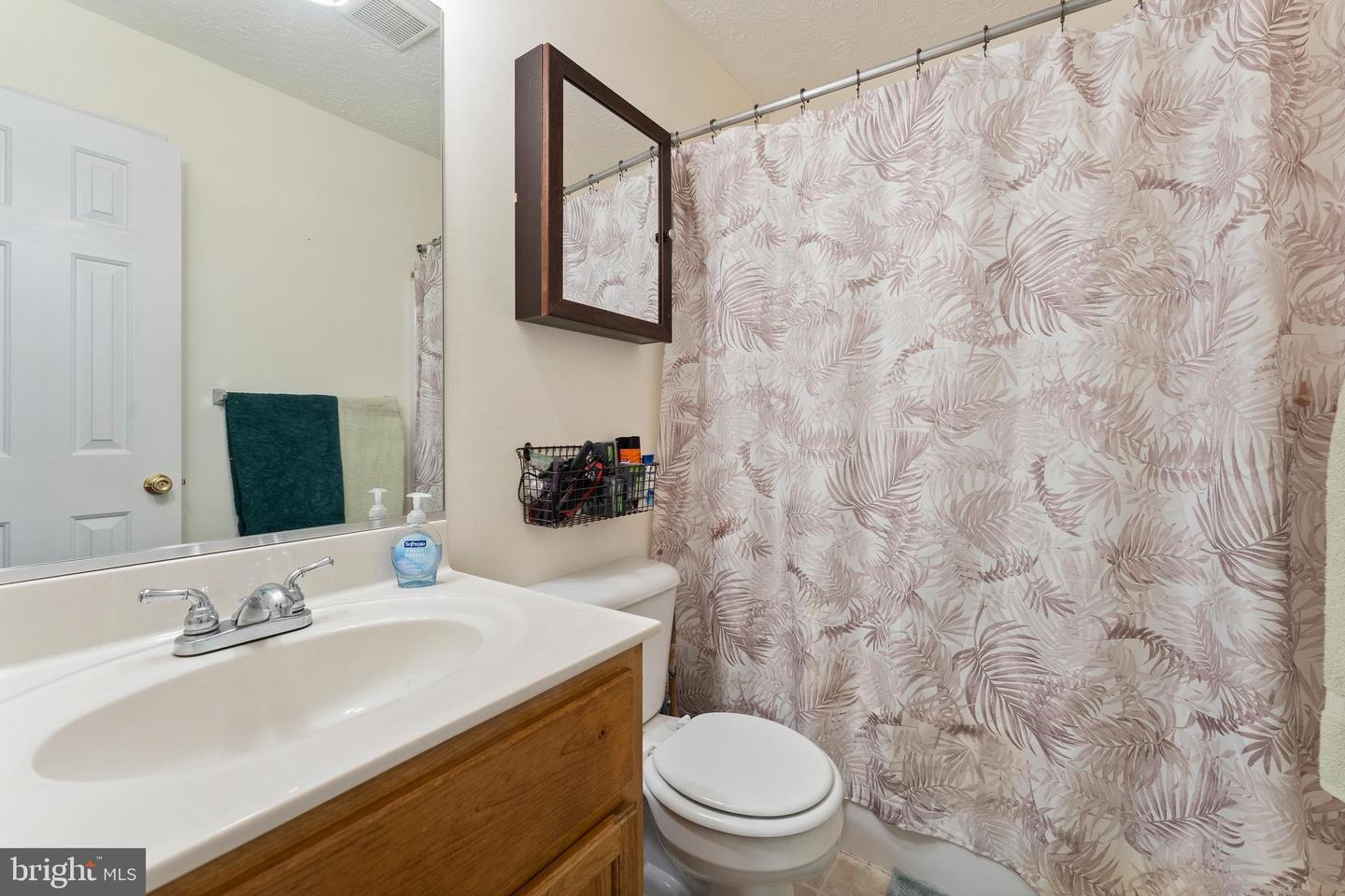 219 MILL STREAM AVE, WALKERTON, Virginia 23177, 3 Bedrooms Bedrooms, 8 Rooms Rooms,2 BathroomsBathrooms,Residential,For sale,219 MILL STREAM AVE,VAKQ2000170 MLS # VAKQ2000170