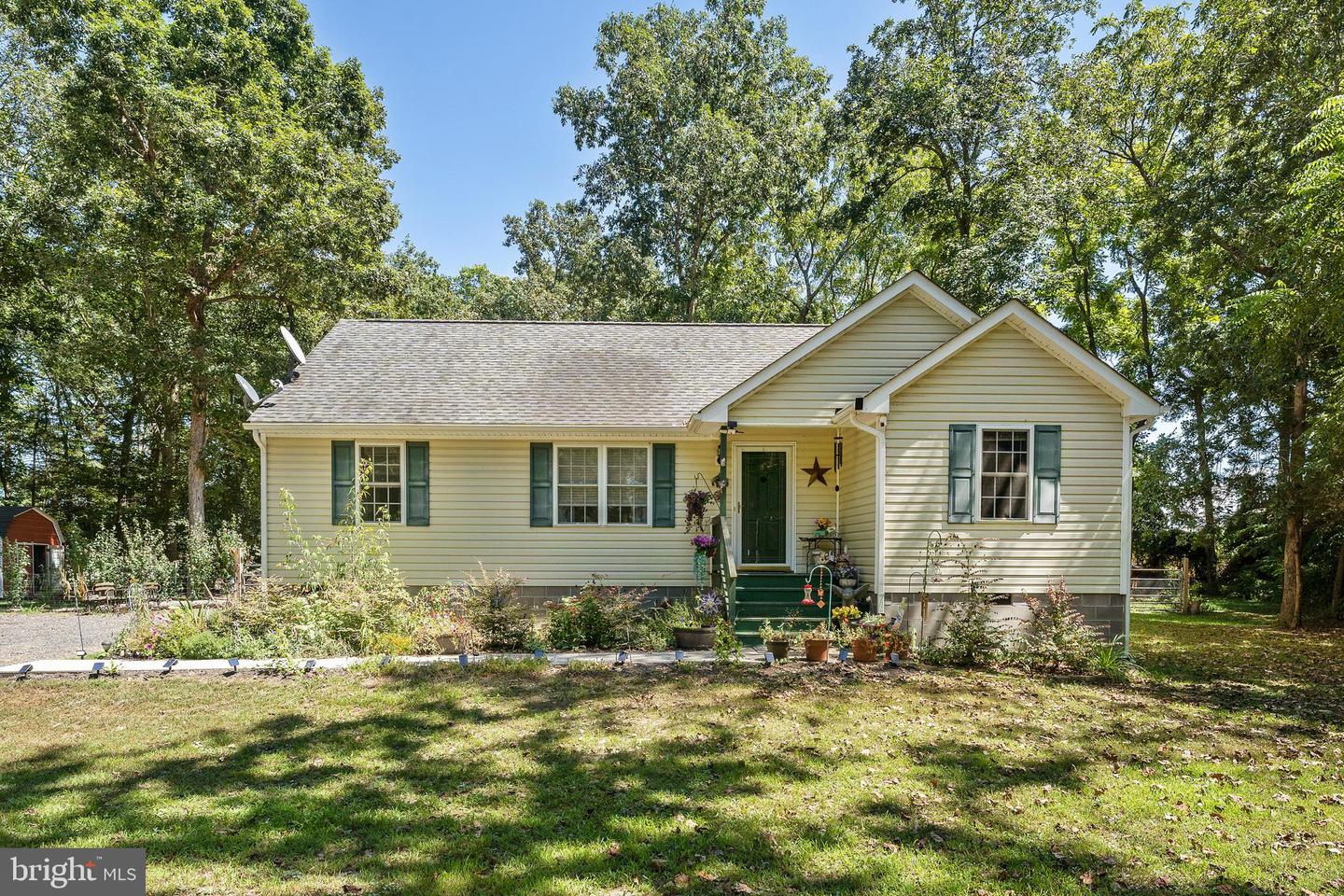 219 MILL STREAM AVE, WALKERTON, Virginia 23177, 3 Bedrooms Bedrooms, 8 Rooms Rooms,2 BathroomsBathrooms,Residential,For sale,219 MILL STREAM AVE,VAKQ2000170 MLS # VAKQ2000170