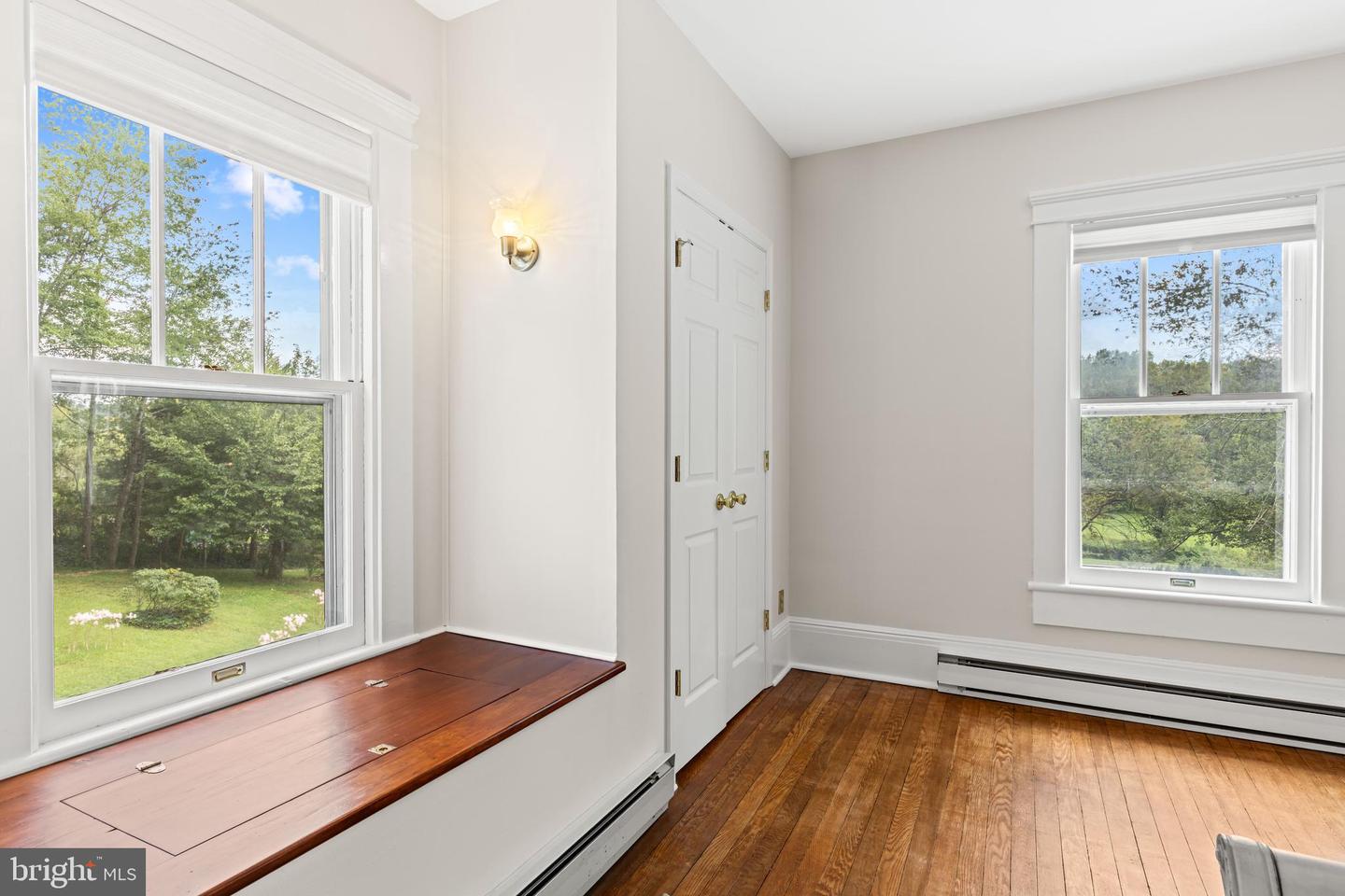 5164 N BLUE RIDGE TPKE, MADISON, Virginia 22727, 4 Bedrooms Bedrooms, 10 Rooms Rooms,2 BathroomsBathrooms,Residential,For sale,5164 N BLUE RIDGE TPKE,VAMA2002392 MLS # VAMA2002392