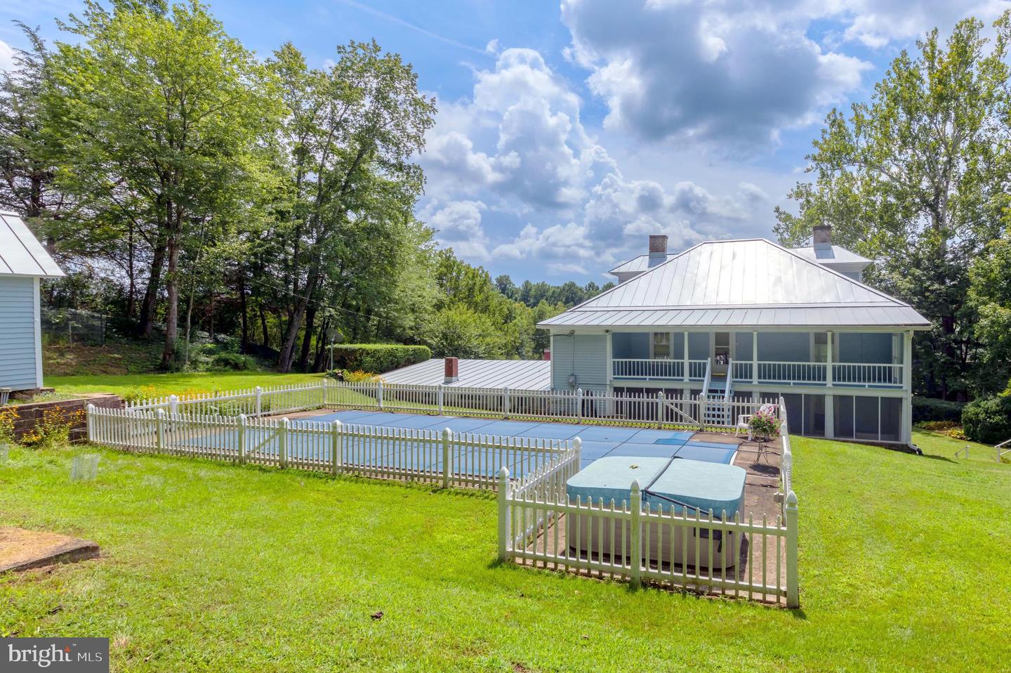 5164 N BLUE RIDGE TPKE, MADISON, Virginia 22727, 4 Bedrooms Bedrooms, 10 Rooms Rooms,2 BathroomsBathrooms,Residential,For sale,5164 N BLUE RIDGE TPKE,VAMA2002392 MLS # VAMA2002392