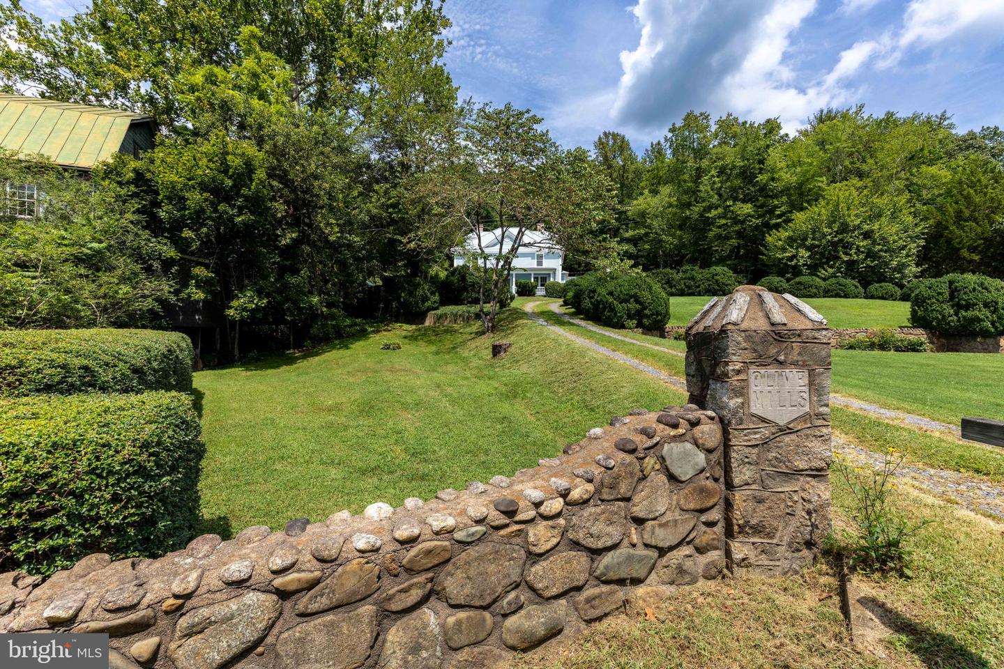5164 N BLUE RIDGE TPKE, MADISON, Virginia 22727, 4 Bedrooms Bedrooms, 10 Rooms Rooms,2 BathroomsBathrooms,Residential,For sale,5164 N BLUE RIDGE TPKE,VAMA2002392 MLS # VAMA2002392