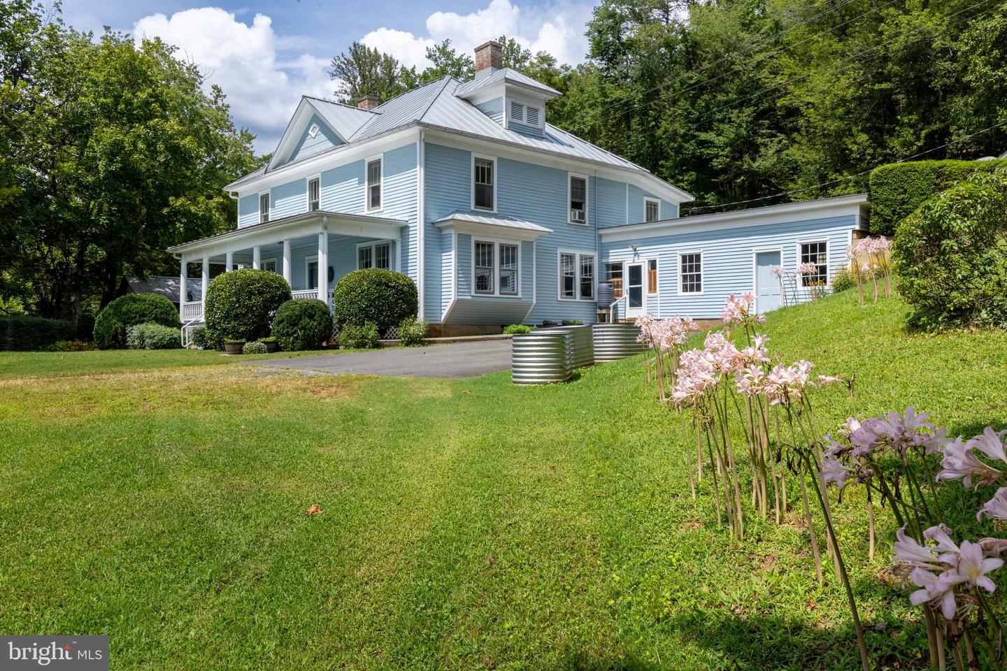 5164 N BLUE RIDGE TPKE, MADISON, Virginia 22727, 4 Bedrooms Bedrooms, 10 Rooms Rooms,2 BathroomsBathrooms,Residential,For sale,5164 N BLUE RIDGE TPKE,VAMA2002392 MLS # VAMA2002392