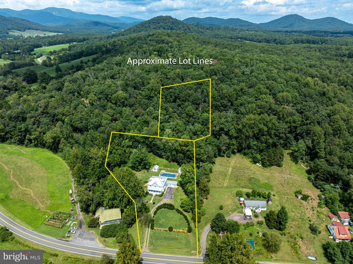 5164 N BLUE RIDGE TPKE, MADISON, Virginia 22727, 4 Bedrooms Bedrooms, 10 Rooms Rooms,2 BathroomsBathrooms,Residential,For sale,5164 N BLUE RIDGE TPKE,VAMA2002392 MLS # VAMA2002392