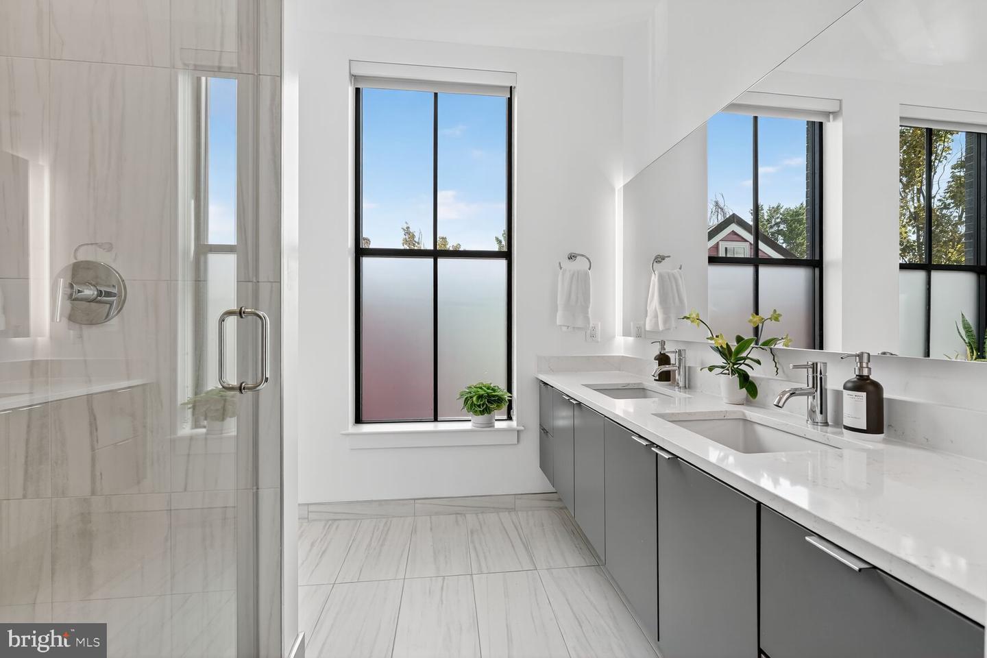 1312 KING STREET #210, ALEXANDRIA, Virginia 22314, 2 Bedrooms Bedrooms, ,2 BathroomsBathrooms,Residential,For sale,1312 KING STREET #210,VAAX2048918 MLS # VAAX2048918
