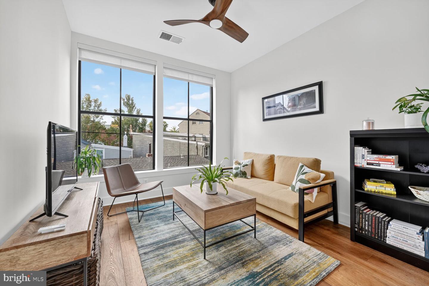 1312 KING STREET #210, ALEXANDRIA, Virginia 22314, 2 Bedrooms Bedrooms, ,2 BathroomsBathrooms,Residential,For sale,1312 KING STREET #210,VAAX2048918 MLS # VAAX2048918
