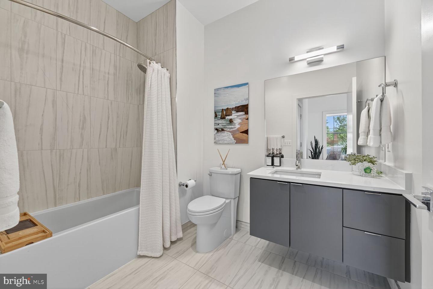 1312 KING STREET #210, ALEXANDRIA, Virginia 22314, 2 Bedrooms Bedrooms, ,2 BathroomsBathrooms,Residential,For sale,1312 KING STREET #210,VAAX2048918 MLS # VAAX2048918