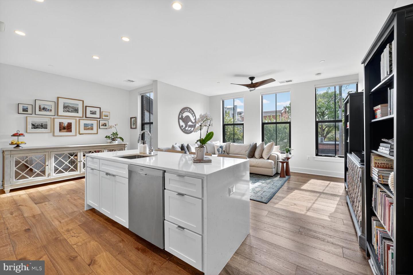 1312 KING STREET #210, ALEXANDRIA, Virginia 22314, 2 Bedrooms Bedrooms, ,2 BathroomsBathrooms,Residential,For sale,1312 KING STREET #210,VAAX2048918 MLS # VAAX2048918