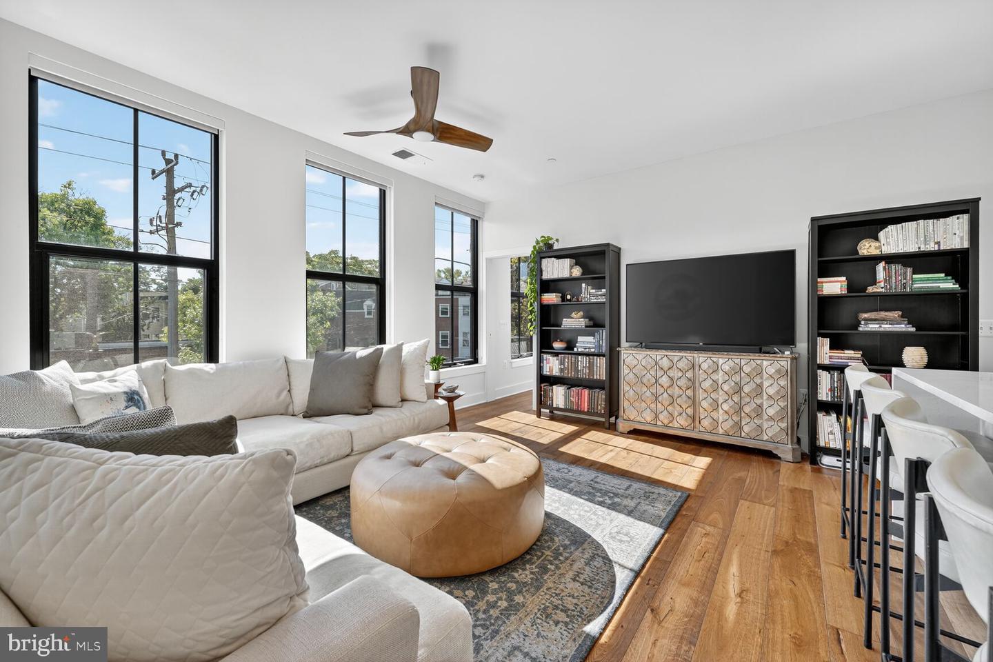 1312 KING STREET #210, ALEXANDRIA, Virginia 22314, 2 Bedrooms Bedrooms, ,2 BathroomsBathrooms,Residential,For sale,1312 KING STREET #210,VAAX2048918 MLS # VAAX2048918