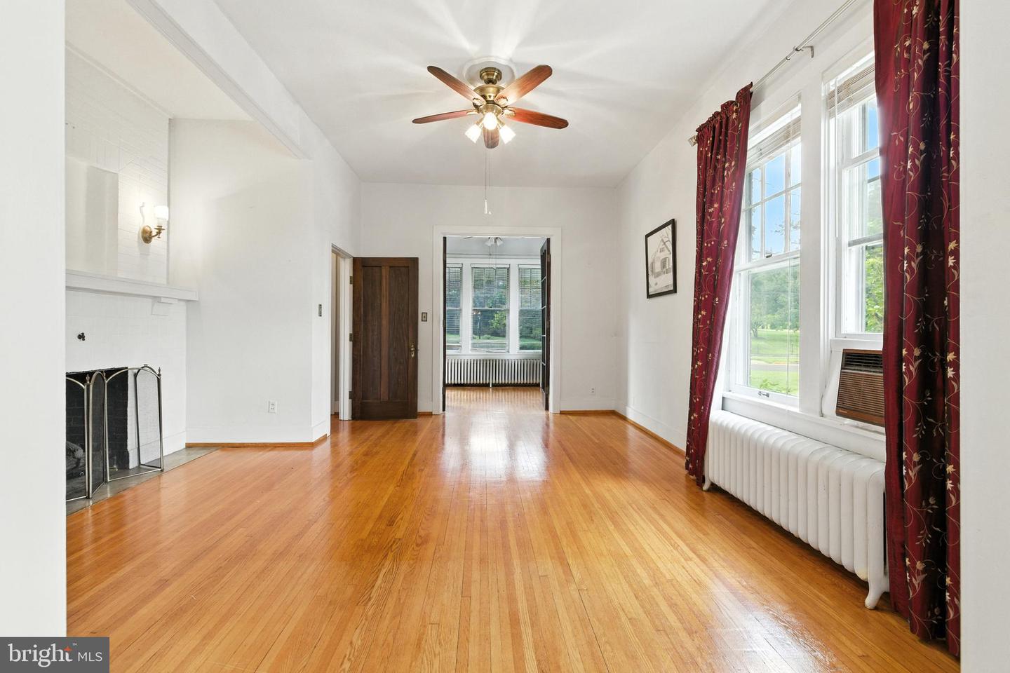 157 S COURT ST, LURAY, Virginia 22835, 3 Bedrooms Bedrooms, ,2 BathroomsBathrooms,Residential,For sale,157 S COURT ST,VAPA2005298 MLS # VAPA2005298