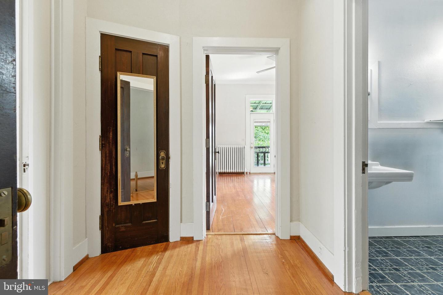 157 S COURT ST, LURAY, Virginia 22835, 3 Bedrooms Bedrooms, ,2 BathroomsBathrooms,Residential,For sale,157 S COURT ST,VAPA2005298 MLS # VAPA2005298