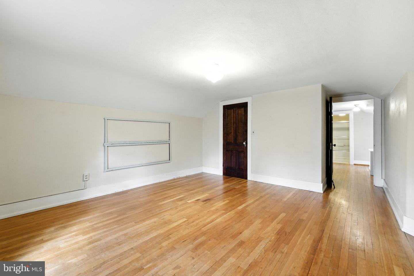 157 S COURT ST, LURAY, Virginia 22835, 3 Bedrooms Bedrooms, ,2 BathroomsBathrooms,Residential,For sale,157 S COURT ST,VAPA2005298 MLS # VAPA2005298