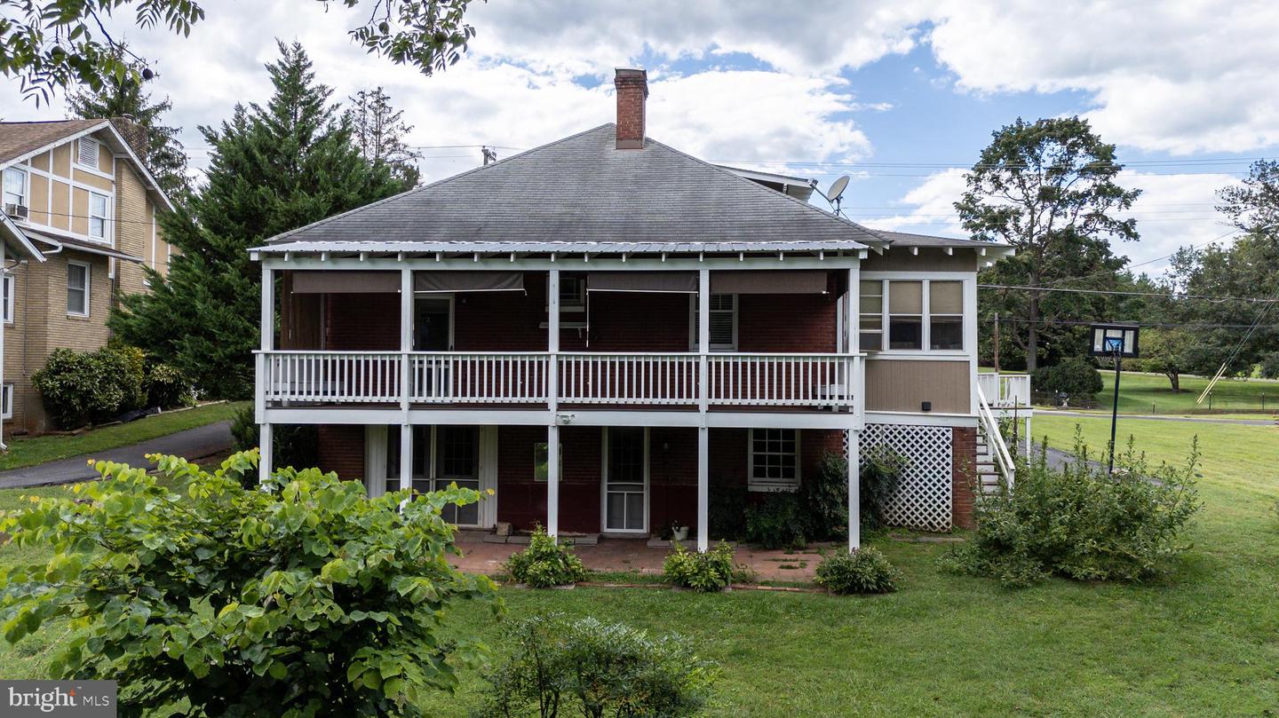 157 S COURT ST, LURAY, Virginia 22835, 3 Bedrooms Bedrooms, ,2 BathroomsBathrooms,Residential,For sale,157 S COURT ST,VAPA2005298 MLS # VAPA2005298