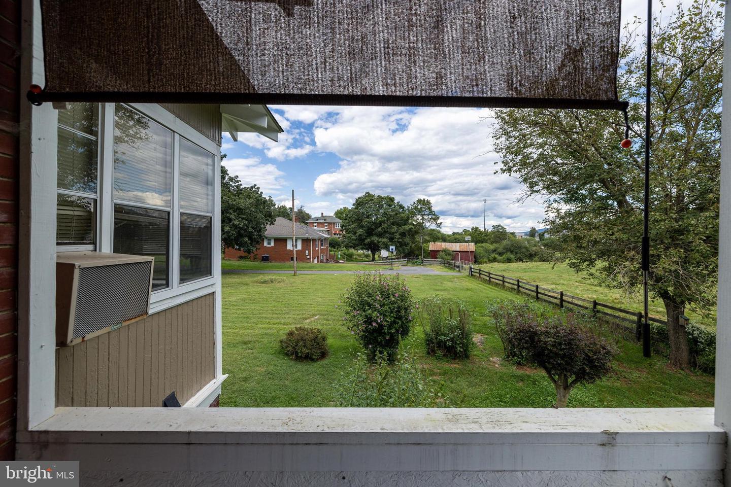 157 S COURT ST, LURAY, Virginia 22835, 3 Bedrooms Bedrooms, ,2 BathroomsBathrooms,Residential,For sale,157 S COURT ST,VAPA2005298 MLS # VAPA2005298