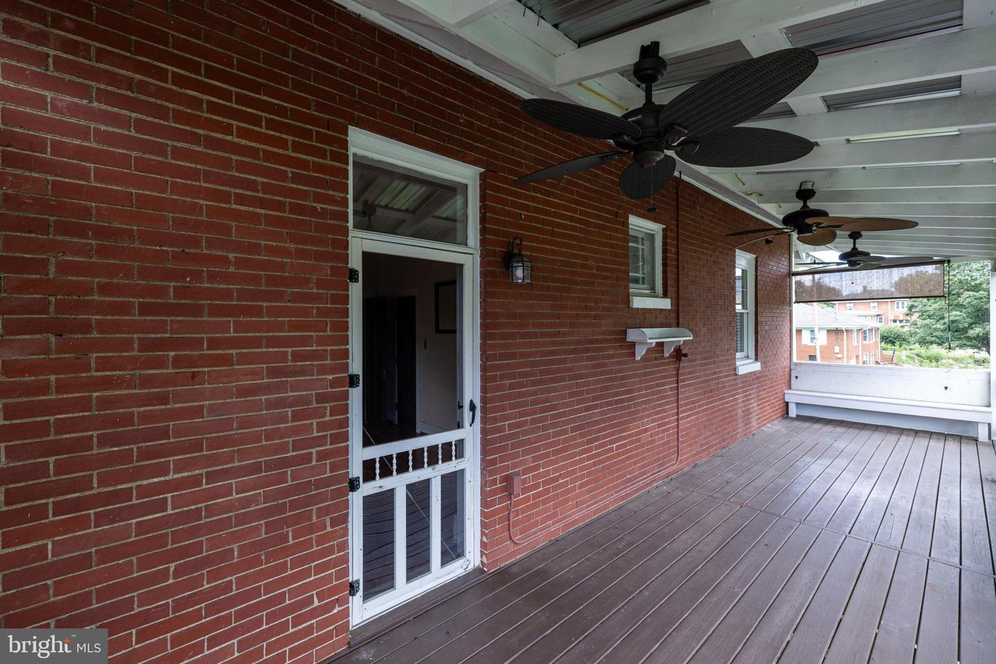 157 S COURT ST, LURAY, Virginia 22835, 3 Bedrooms Bedrooms, ,2 BathroomsBathrooms,Residential,For sale,157 S COURT ST,VAPA2005298 MLS # VAPA2005298