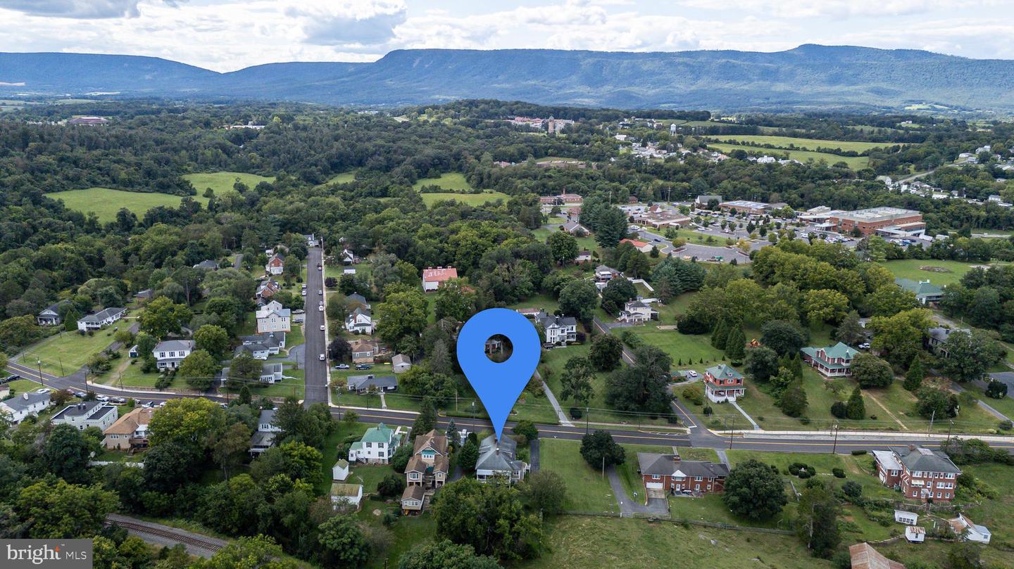 157 S COURT ST, LURAY, Virginia 22835, 3 Bedrooms Bedrooms, ,2 BathroomsBathrooms,Residential,For sale,157 S COURT ST,VAPA2005298 MLS # VAPA2005298