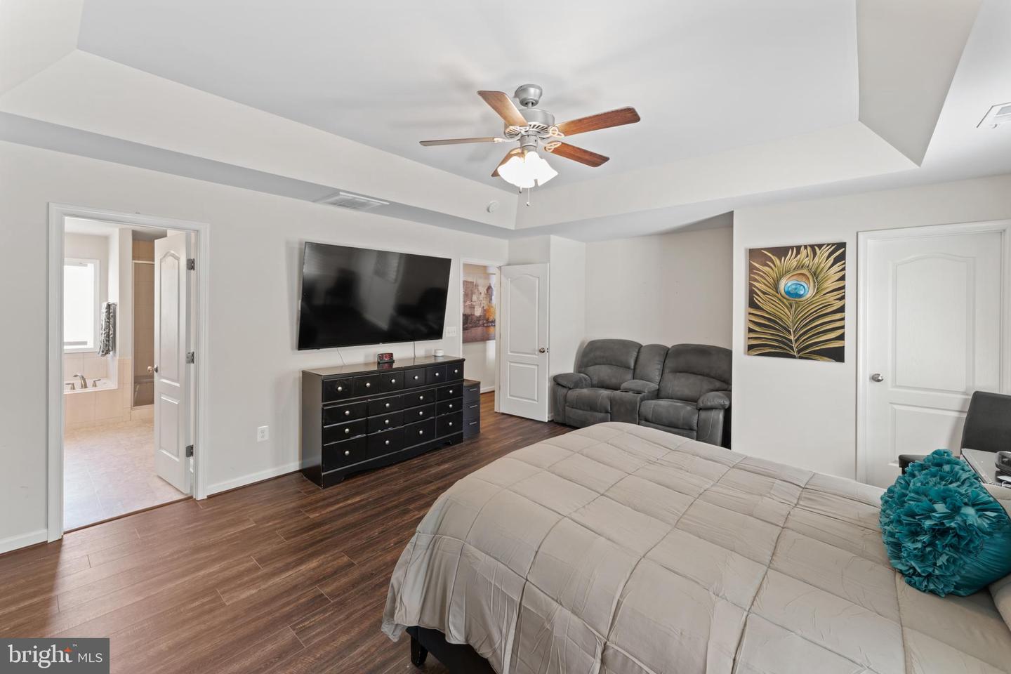 7238 SUNSET RD, SPOTSYLVANIA, Virginia 22551, 5 Bedrooms Bedrooms, ,3 BathroomsBathrooms,Residential,For sale,7238 SUNSET RD,VASP2035886 MLS # VASP2035886