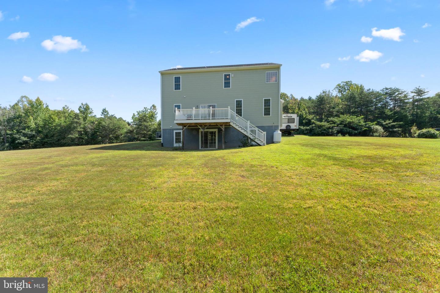 7238 SUNSET RD, SPOTSYLVANIA, Virginia 22551, 5 Bedrooms Bedrooms, ,3 BathroomsBathrooms,Residential,For sale,7238 SUNSET RD,VASP2035886 MLS # VASP2035886