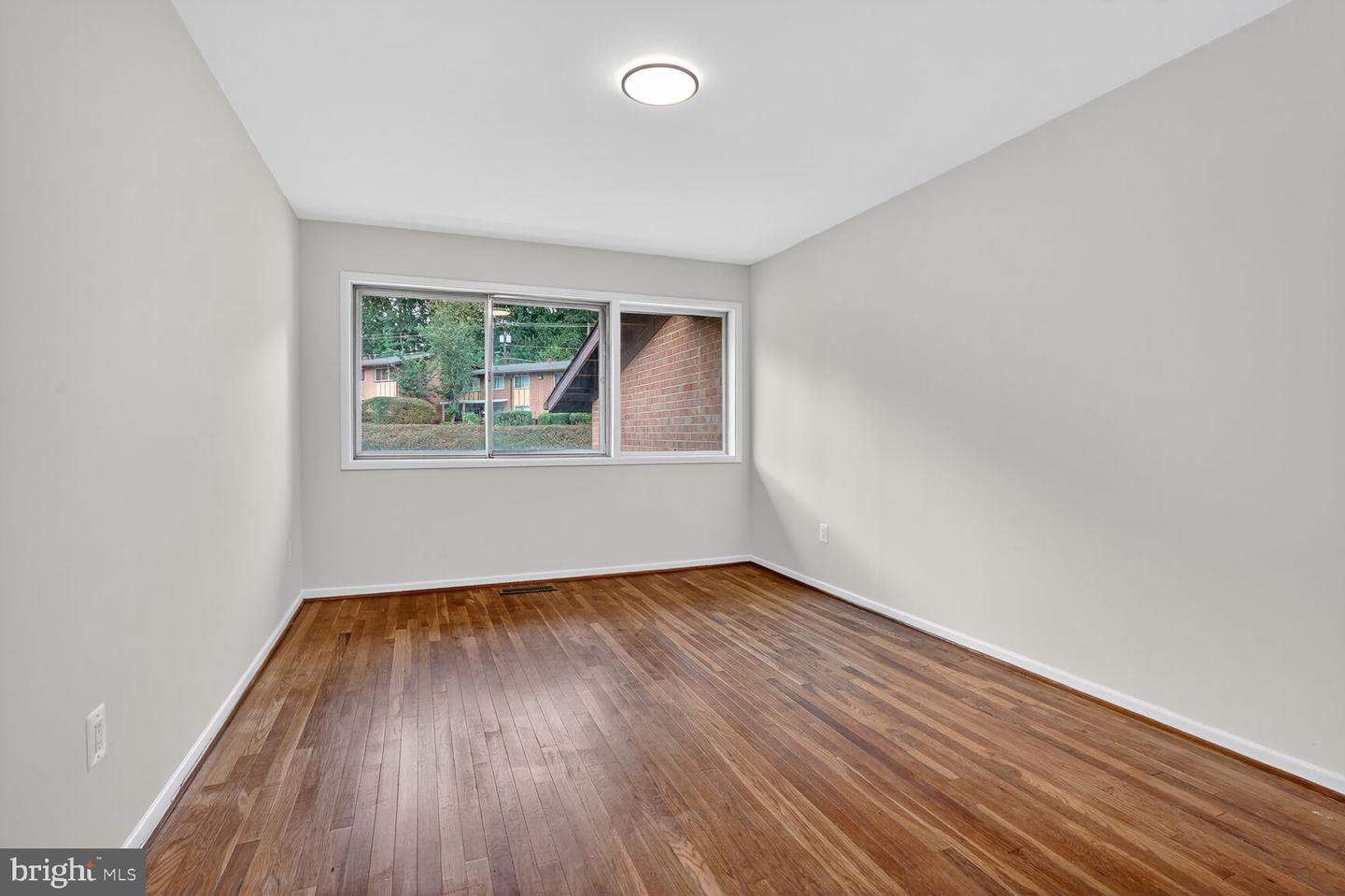 10113 FAIR WOODS DR, FAIRFAX, Virginia 22030, 3 Bedrooms Bedrooms, ,1 BathroomBathrooms,Residential,For sale,10113 FAIR WOODS DR,VAFC2006896 MLS # VAFC2006896