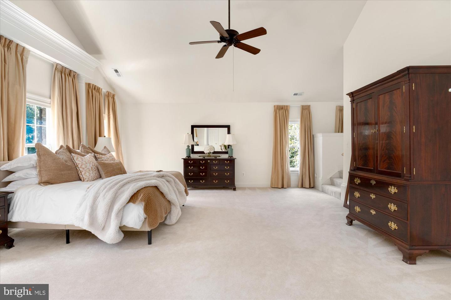 11308 STONEHOUSE PL, STERLING, Virginia 20165, 6 Bedrooms Bedrooms, ,5 BathroomsBathrooms,Residential,For sale,11308 STONEHOUSE PL,VALO2105754 MLS # VALO2105754