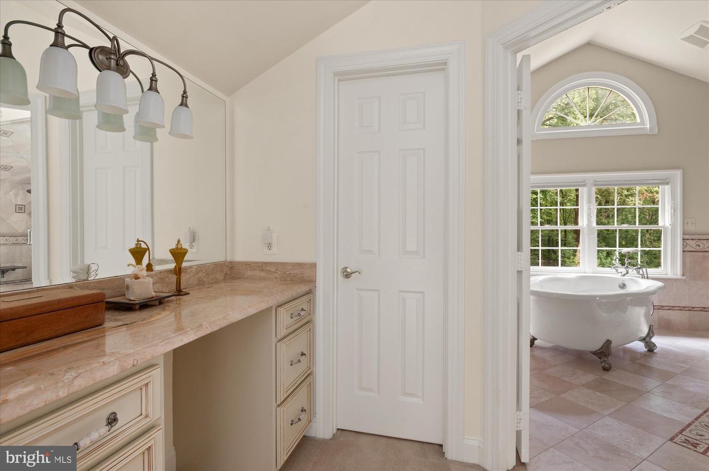 11308 STONEHOUSE PL, STERLING, Virginia 20165, 6 Bedrooms Bedrooms, ,5 BathroomsBathrooms,Residential,For sale,11308 STONEHOUSE PL,VALO2105754 MLS # VALO2105754