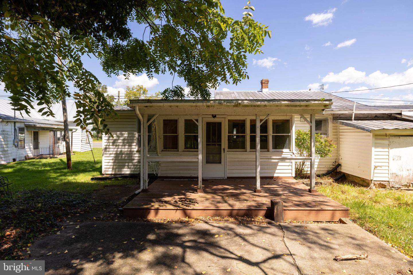 1819 US HIGHWAY 211 W, LURAY, Virginia 22835, 3 Bedrooms Bedrooms, ,2 BathroomsBathrooms,Residential,For sale,1819 US HIGHWAY 211 W,VAPA2005312 MLS # VAPA2005312