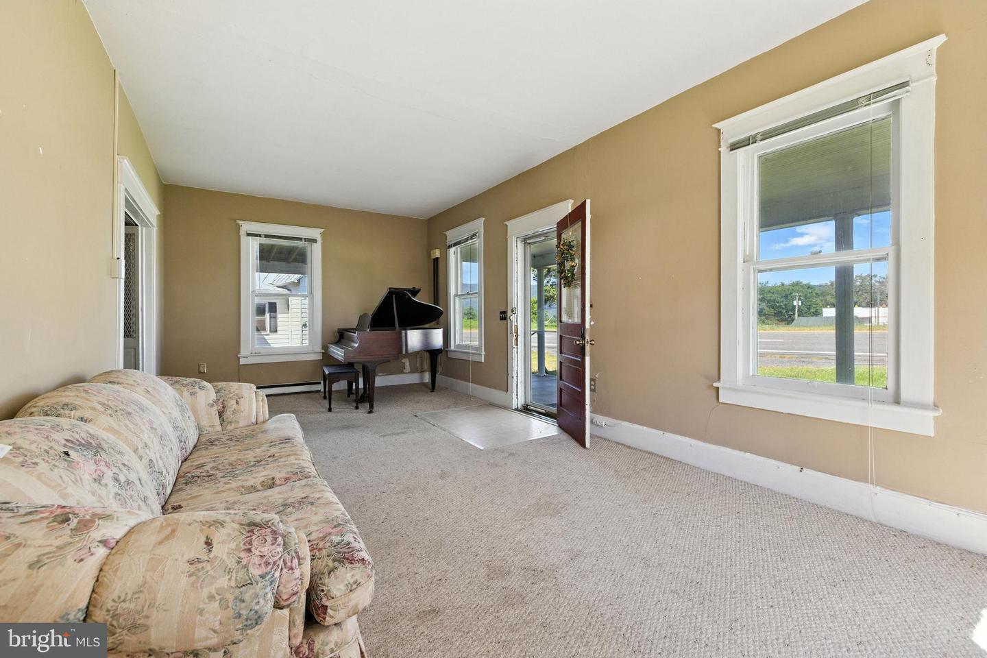 1819 US HIGHWAY 211 W, LURAY, Virginia 22835, 3 Bedrooms Bedrooms, ,2 BathroomsBathrooms,Residential,For sale,1819 US HIGHWAY 211 W,VAPA2005312 MLS # VAPA2005312