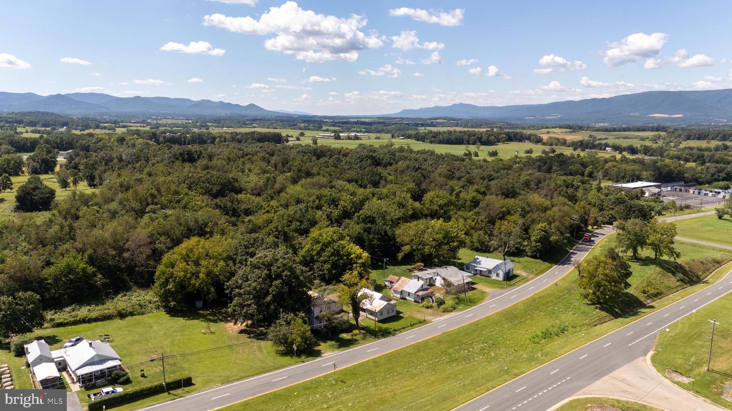 1819 US HIGHWAY 211 W, LURAY, Virginia 22835, 3 Bedrooms Bedrooms, ,2 BathroomsBathrooms,Residential,For sale,1819 US HIGHWAY 211 W,VAPA2005312 MLS # VAPA2005312