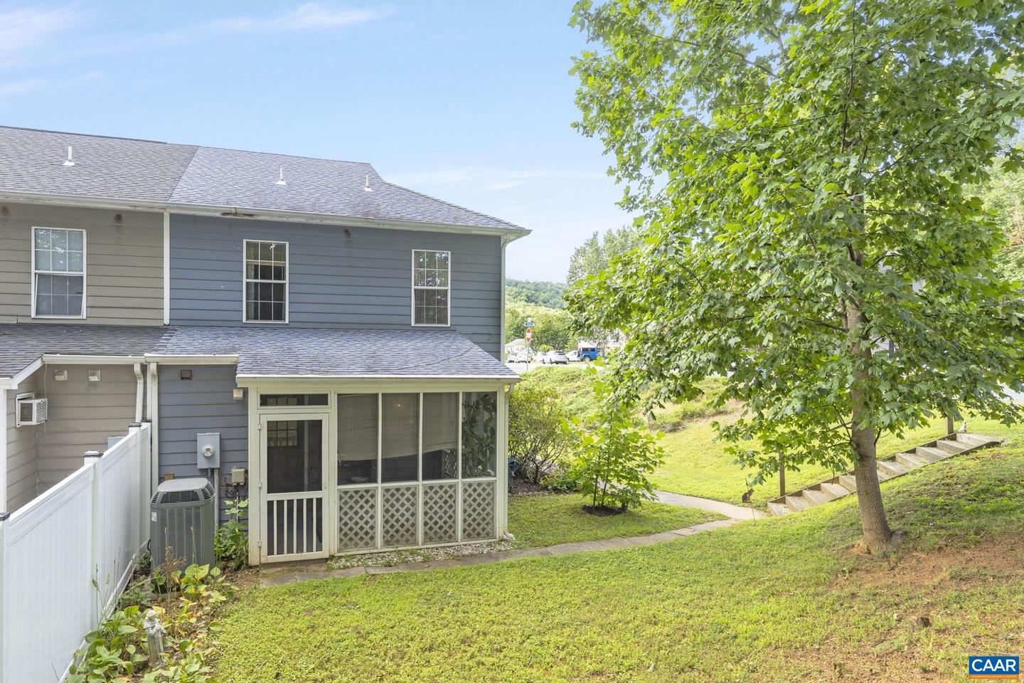 4727 WREN CT, CHARLOTTESVILLE, Virginia 22911, 3 Bedrooms Bedrooms, ,2 BathroomsBathrooms,Residential,For sale,4727 WREN CT,668490 MLS # 668490