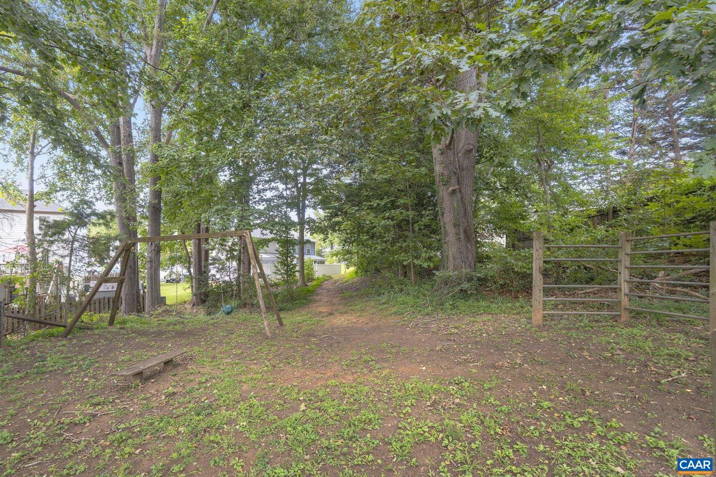 4727 WREN CT, CHARLOTTESVILLE, Virginia 22911, 3 Bedrooms Bedrooms, ,2 BathroomsBathrooms,Residential,For sale,4727 WREN CT,668490 MLS # 668490
