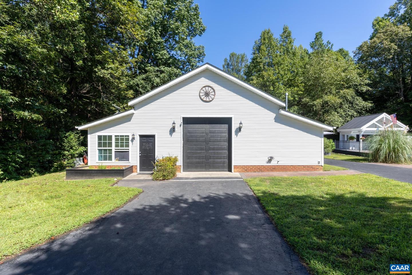 12608 PIN OAK ESTATES DR, GLEN ALLEN, Virginia 23059, 6 Bedrooms Bedrooms, ,6 BathroomsBathrooms,Residential,For sale,12608 PIN OAK ESTATES DR,668501 MLS # 668501