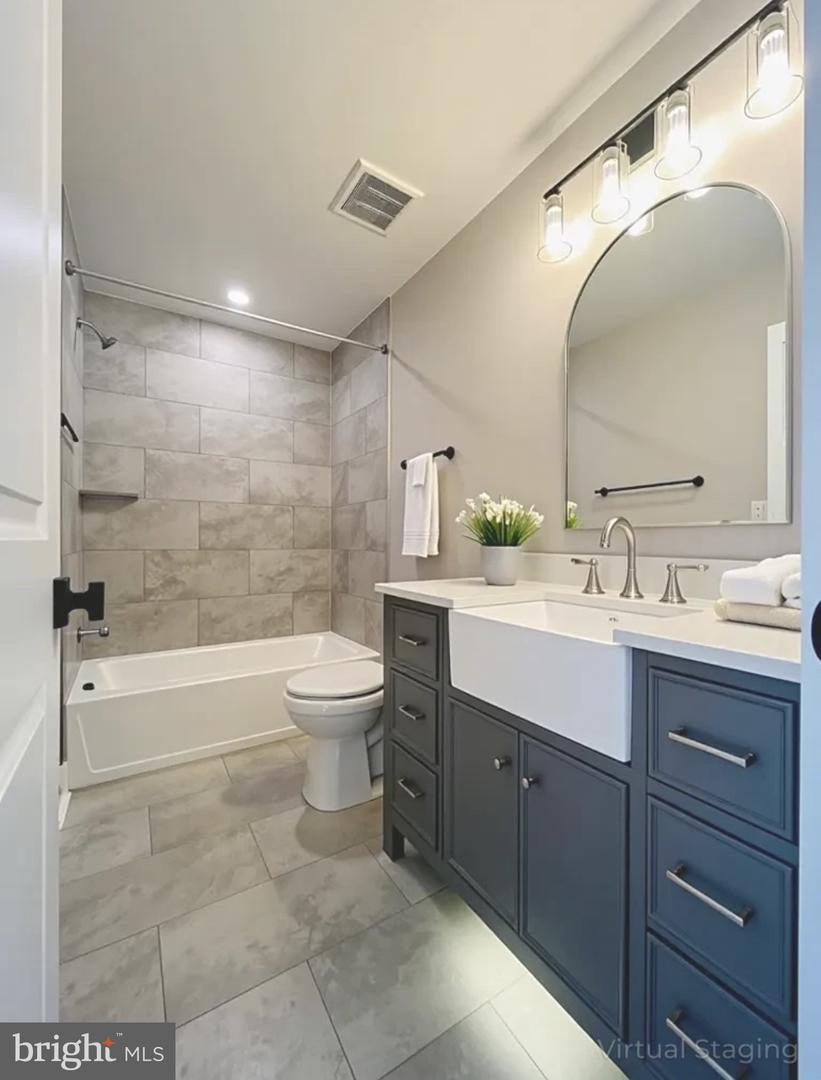 52 FAIRFAX ST, WARRENTON, Virginia 20186, 4 Bedrooms Bedrooms, ,3 BathroomsBathrooms,Residential,For sale,52 FAIRFAX ST,VAFQ2018146 MLS # VAFQ2018146