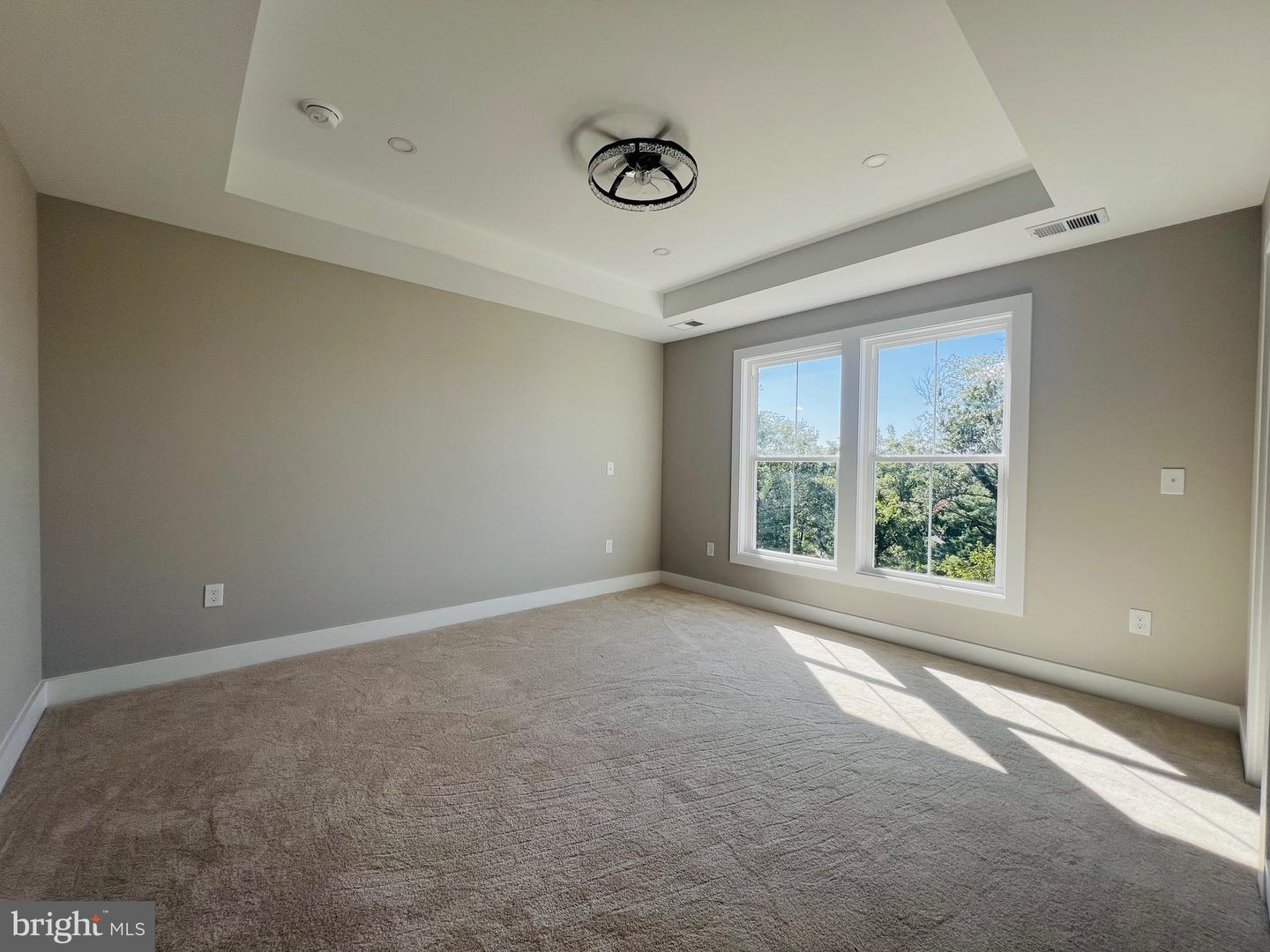 52 FAIRFAX ST, WARRENTON, Virginia 20186, 4 Bedrooms Bedrooms, ,3 BathroomsBathrooms,Residential,For sale,52 FAIRFAX ST,VAFQ2018146 MLS # VAFQ2018146