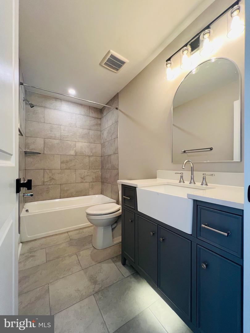 52 FAIRFAX ST, WARRENTON, Virginia 20186, 4 Bedrooms Bedrooms, ,3 BathroomsBathrooms,Residential,For sale,52 FAIRFAX ST,VAFQ2018146 MLS # VAFQ2018146