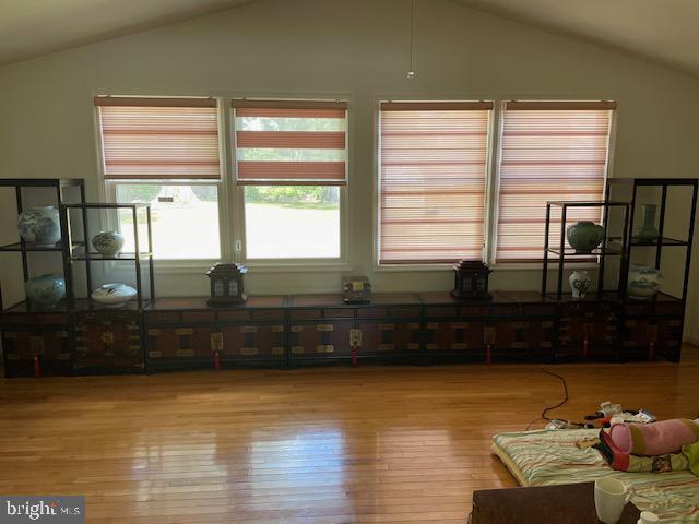5213 MONTGOMERY ST, SPRINGFIELD, Virginia 22151, 4 Bedrooms Bedrooms, 6 Rooms Rooms,2 BathroomsBathrooms,Residential,For sale,5213 MONTGOMERY ST,VAFX2264760 MLS # VAFX2264760